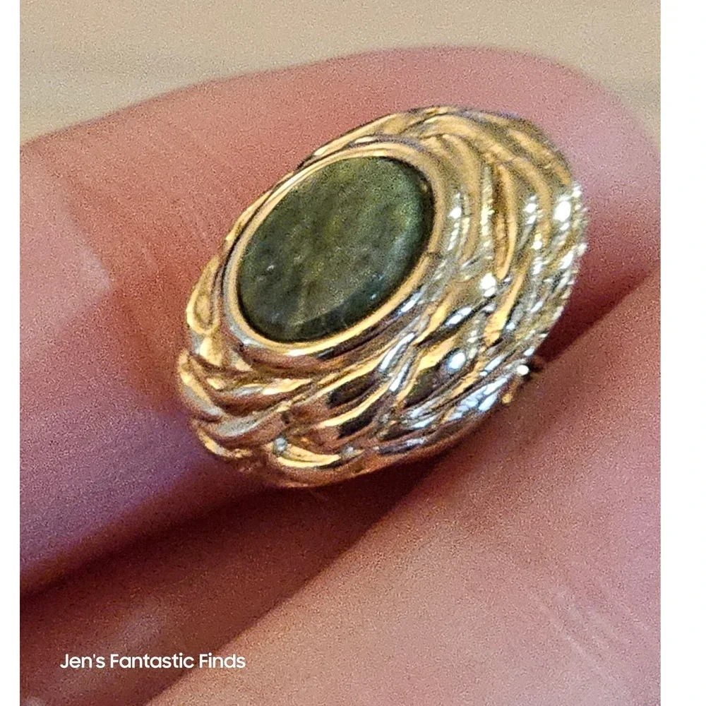 Vintage Green Jade &‎ Gold Toned Tie Scarf Pin